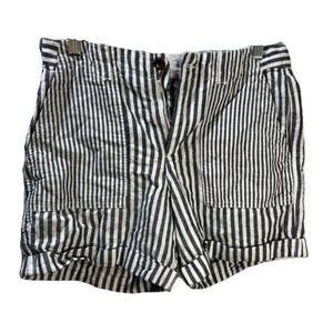 Womens Pocketed Zippered Chino‎ Pinstripe Shorts Size 2